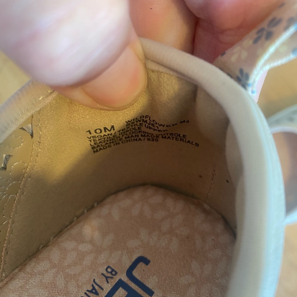 Jambu women’s Light Gray Mary Jane Athletic Shoes - Picture 9 of 9